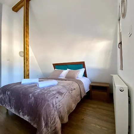 Restaurant Pensiunea Carmen Bed & Breakfast Ranca