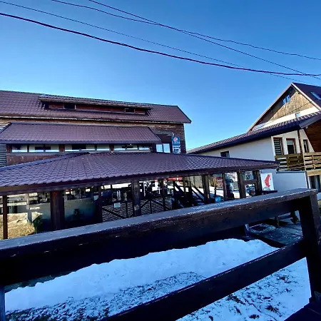 Restaurant Pensiunea Carmen Bed & Breakfast Ranca