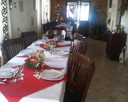 Restaurant Pensiunea Carmen Bed & Breakfast Ranca